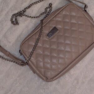 Quilted Chain Shoulder Bag - Tan